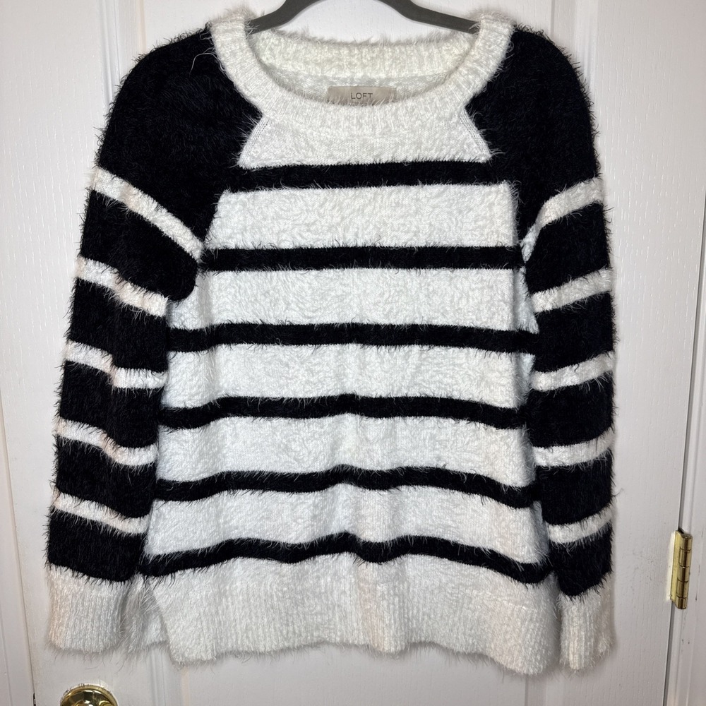 LOFT Women's Fuzzy Eyelash Knit Stripe Sweater Medium Black White Crew Neck